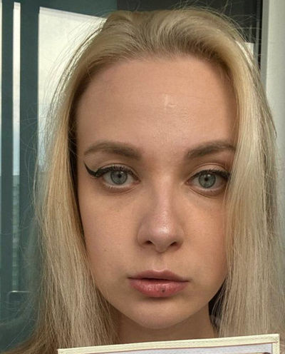 vivi_vikaaa