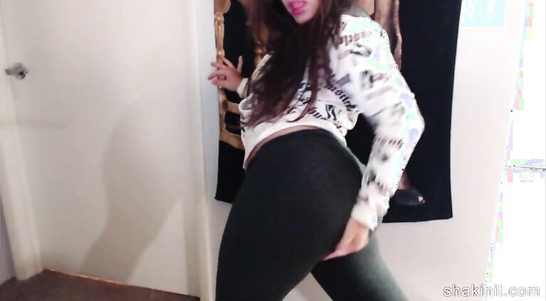 Latina beauty shakin her booty in spandex after working out at the gym