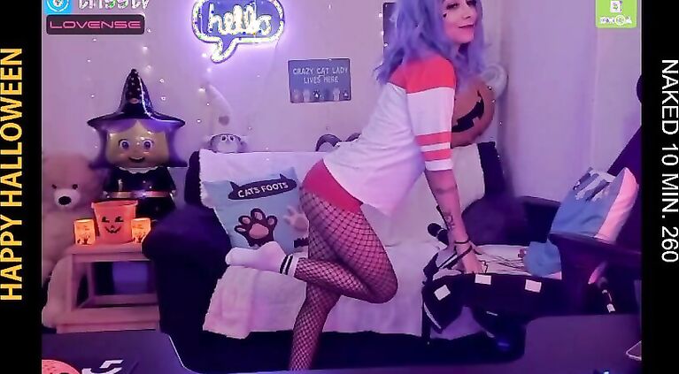 Halloween 2020 show Harley Quinn little crazy cam model | Teasing