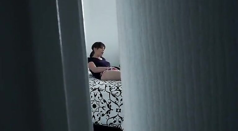 MyBabySittersClub - step dad catches Babysitter Webcamming