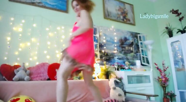 redhead russian girl dance strip, open legs and zoom pretty pussy