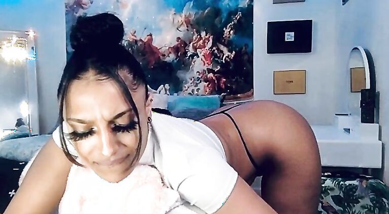 Hot.Mulatto.Webcam
