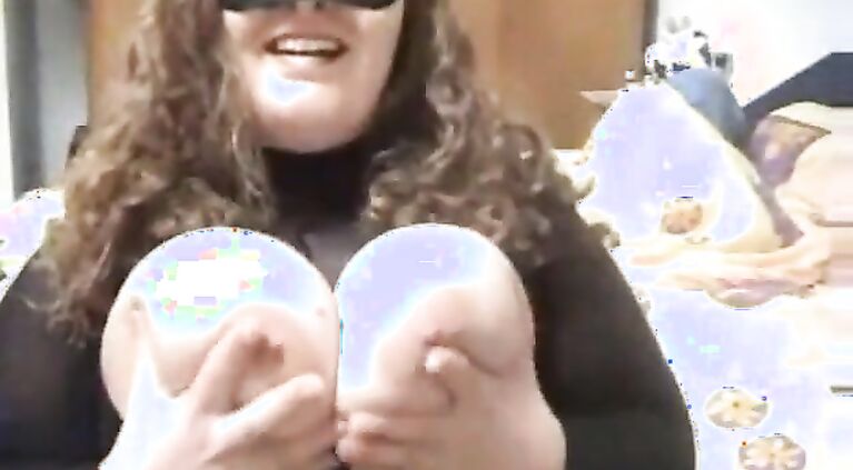 Girl Caught on Webcam - Part 49 (BBW Spezial)