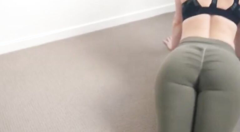 Fucks Me Good In My Ripped Gym Pants - Creampie and Best ass RubiR