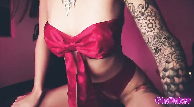 Gia_Baker Sexy Dancing to Any Time Any Place
