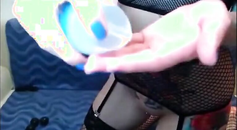 My first webcam fisting. Dirty Russian Talk, submissive, stretching a hole.