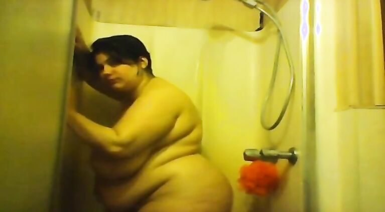 bbw solo shower webcam