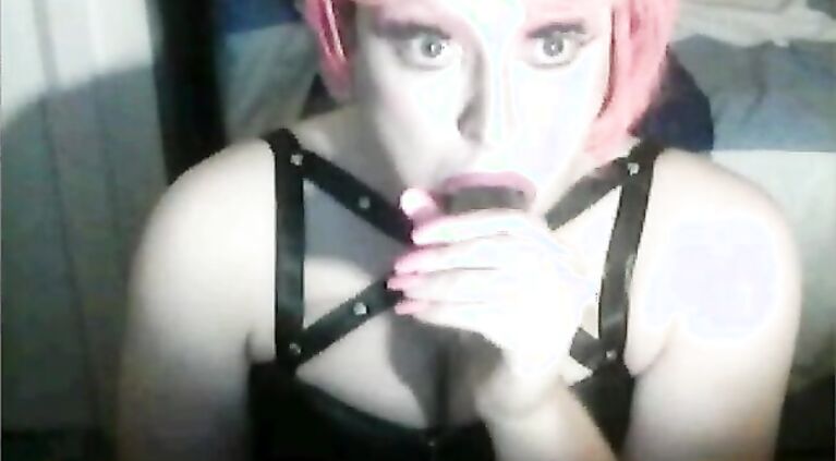 HUGE dildo deepthroat on webcam, LIKE A CHAMP