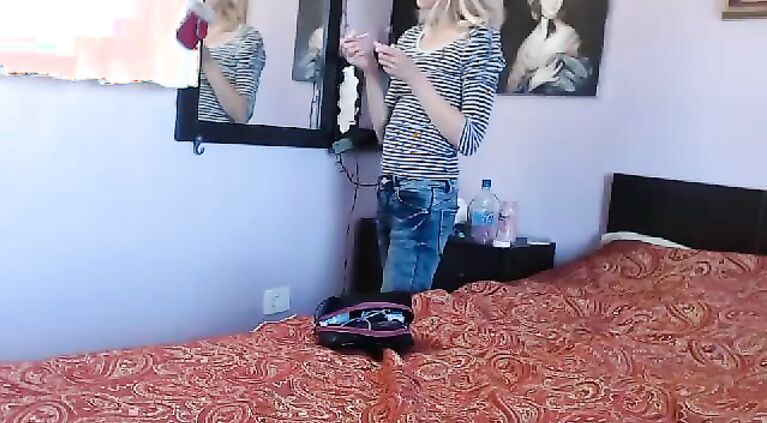 Waking up no nudity Starting new day coconut_girl1991_200117 chaturbate REC