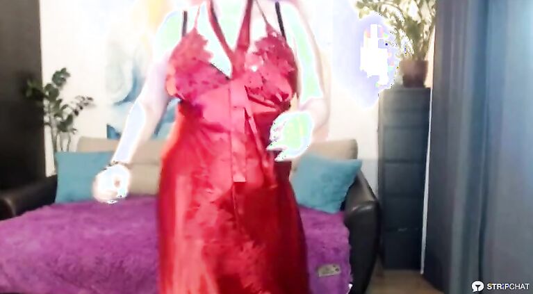 Sexy dance of a mature chick in red silk lingerie