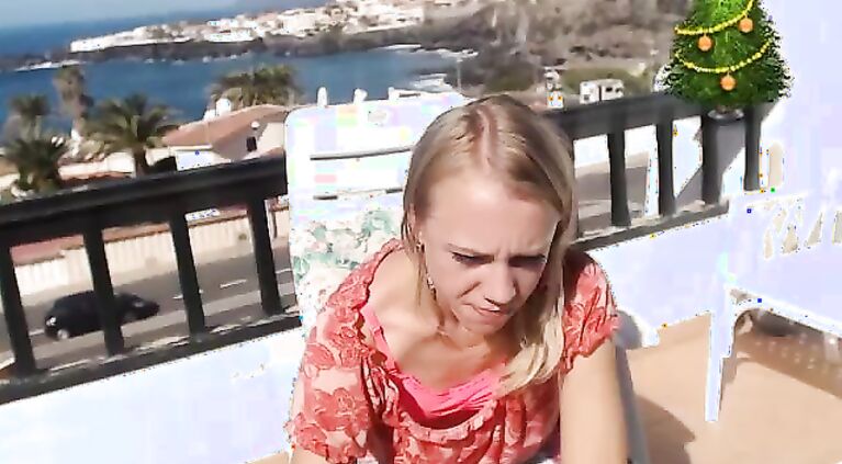 Horny girl Change to party dress coconut_girl1991_051216 chaturbate REC