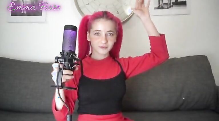 Petite teen reacting to Amateur Porn - Emma Fiore