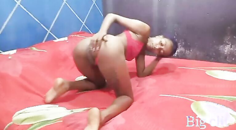 demanding black pussy and jerking off ass to a stranger