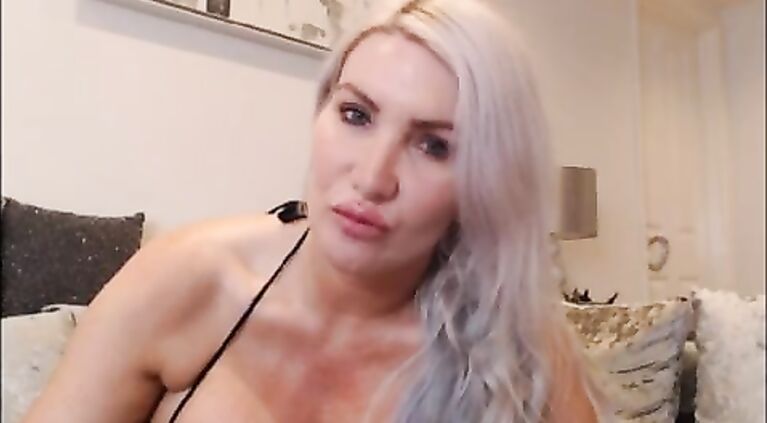 Sophie James tastes her tight fuck holes - SophieJamesLive.com