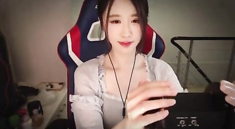 【轩子助眠】18_7_25：超舒服的耳朵按摩+拔罐-去片头版本