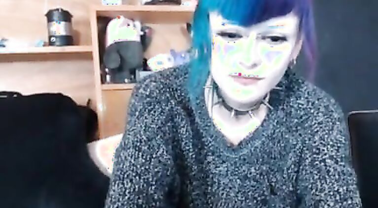 young tgirl stroking 9 inch cock on chaturbate