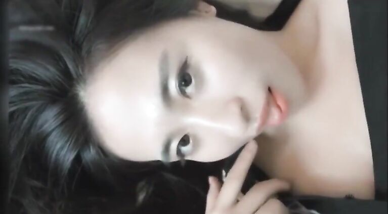 Sexy chinese model nude video shoot Part 1