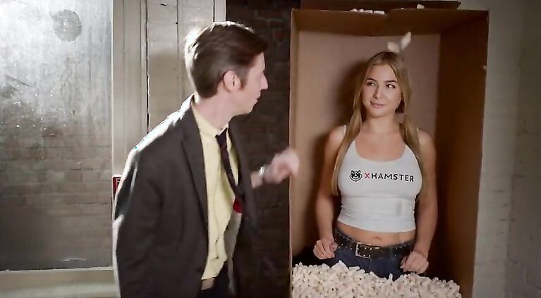 xHamster - Beer Man Cave