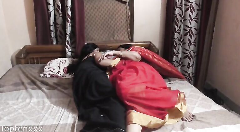 Desi hot Bhabi and sexy aunty fucking with young boy