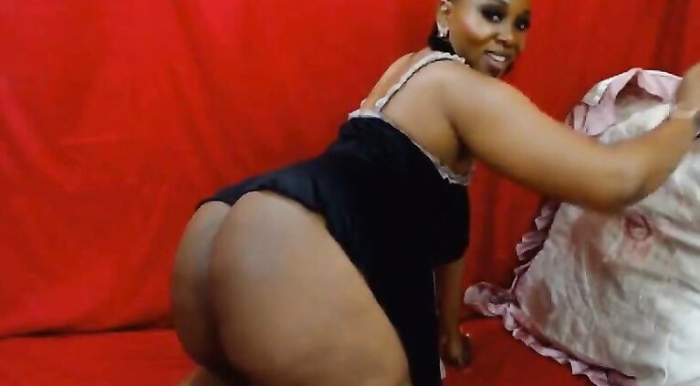 Ebony Cam
