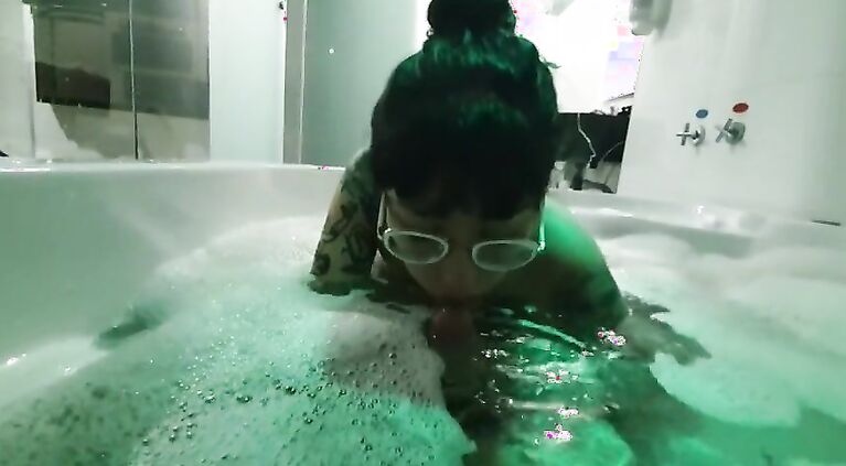 fucking in the jacuzzi ♥ GIRL CUM ♥