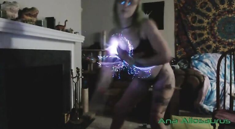Rave Girl Flows With Light Whip on Chaturbate