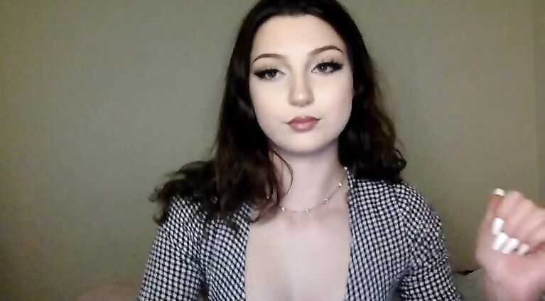 CHATURBATE CAMGIRL W LUSH + LACE STOCKINGS TEEN BEDROOM LIVSTREAM RECORDING
