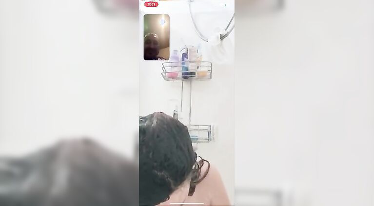 Shower chat
